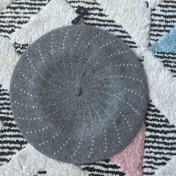 NWT Zara Girls Wool Beret with Rhinestone - Picture 2 of 4